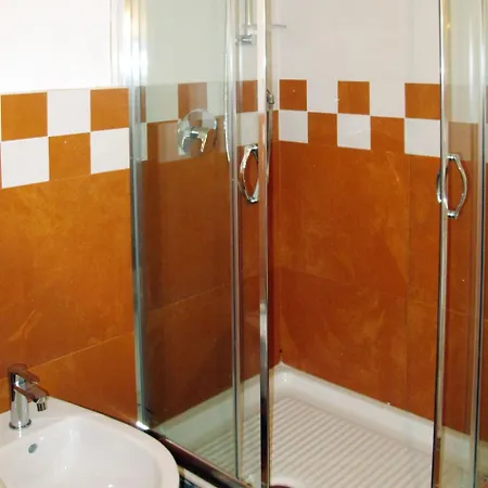 Arancio Di Liguria - Pgi211 By Interhome Civezza