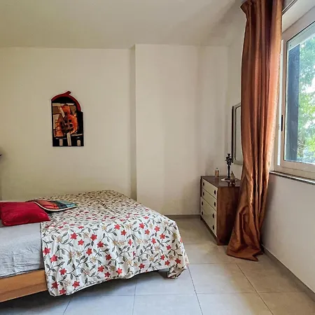Arancio Di Liguria - Pgi211 By Interhome * Civezza