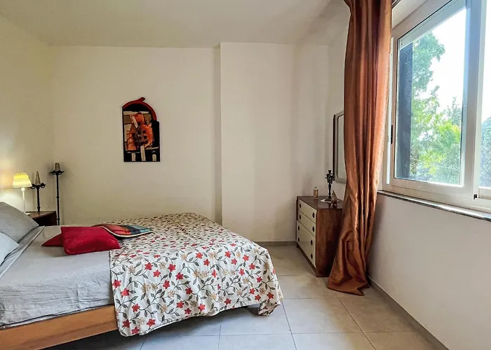 Arancio Di Liguria - Pgi211 By Interhome * Civezza